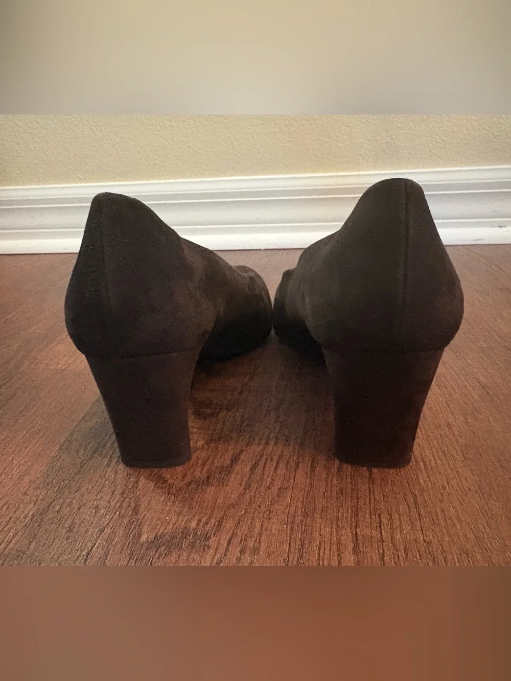 Stuart Weitzman Brown Suede Block Heel Pumps Size 7